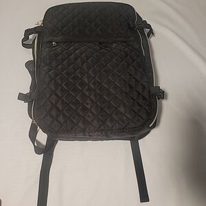 Momuvo black travel backpack